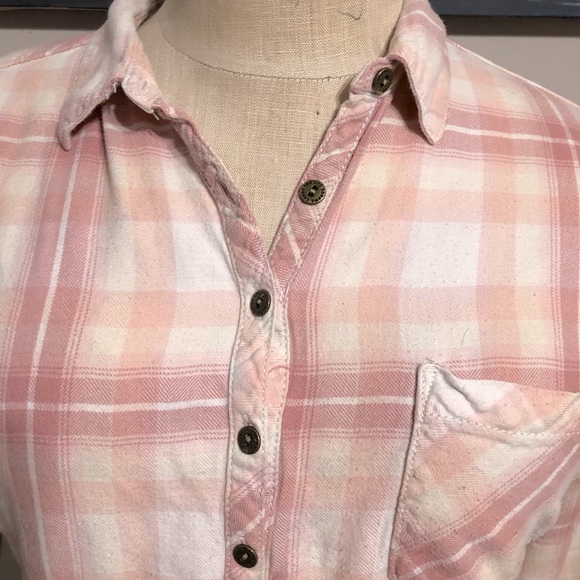 Blush pink plaid top - Picture 2 of 3
